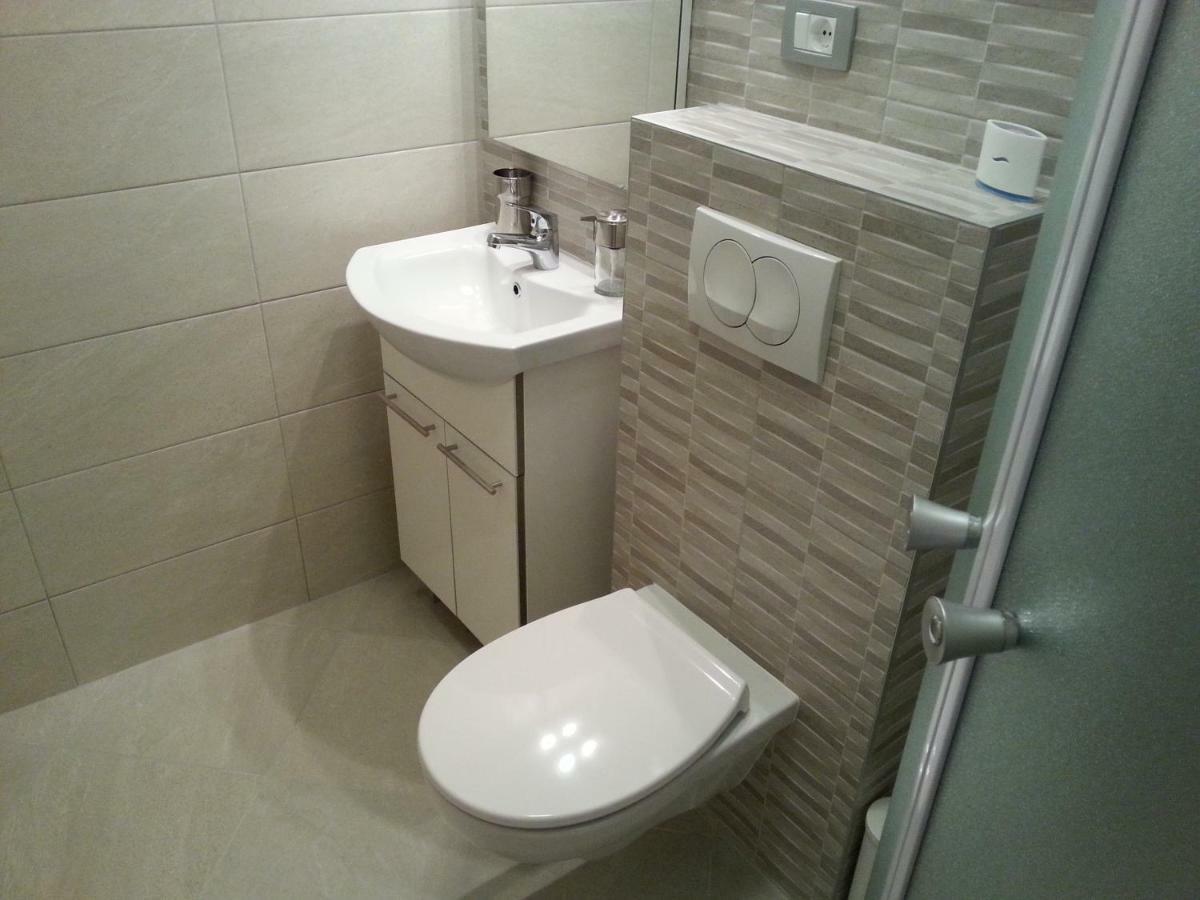 Studio Apartment Luce 2 Marina Exterior photo