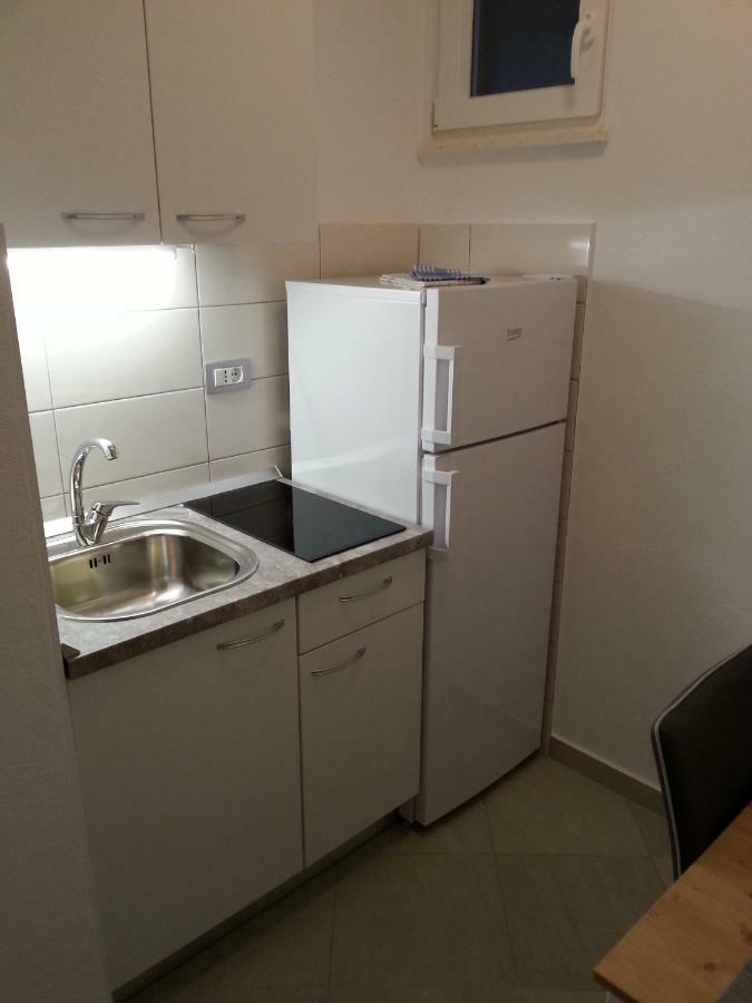 Studio Apartment Luce 2 Marina Exterior photo